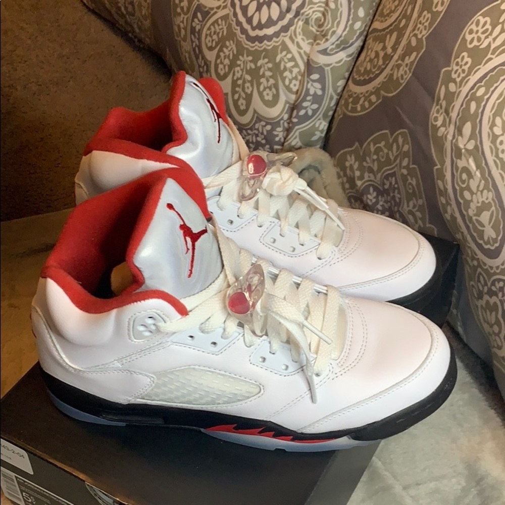 Jordan 5s Fire Red silver tongue 2020 NO TRADES‼️